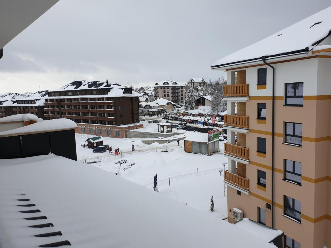 Apartman Dnd Zlatibor Sa Garazom Eksteriør billede